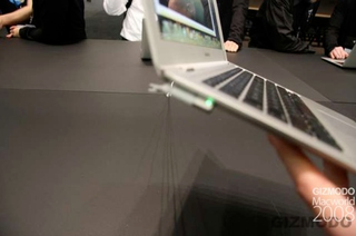 Illustration for article titled MacBook Air Hands-on